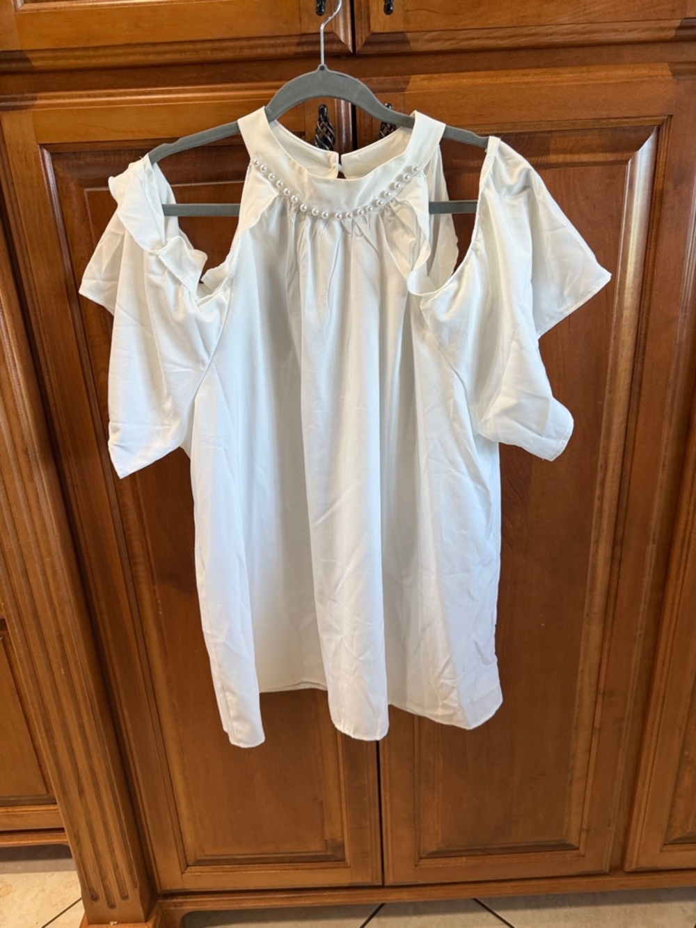 SHEIN White Cold-Shoulder Pearl-Trim Blouse